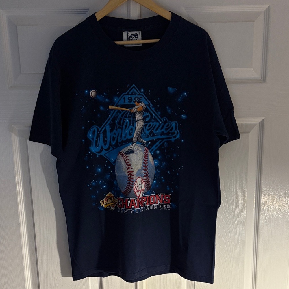 Vintage Yankees 1996 World Series tshirt